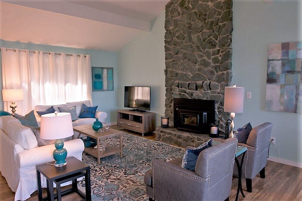 Photo of Livingroom in Lummi Island