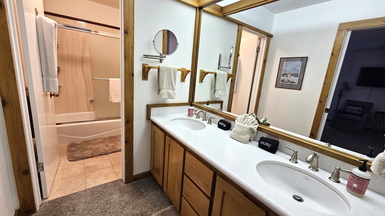 Photo of Bathroom in Elkhorn