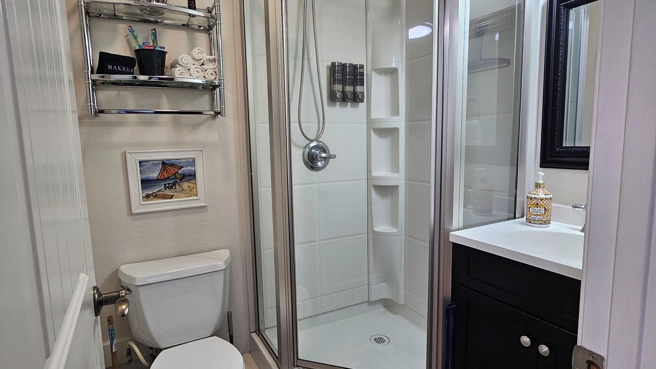 Photo of Bathroom in Shady Cove