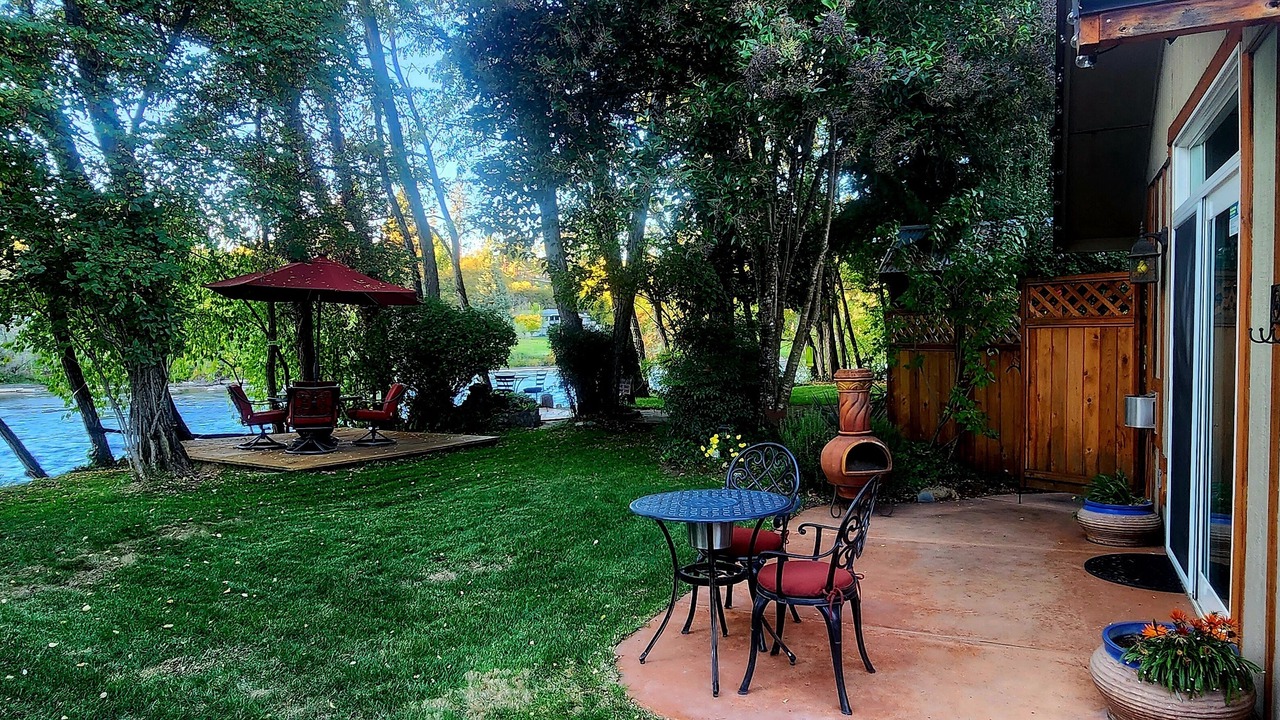 Photo of Others in Shady Cove
