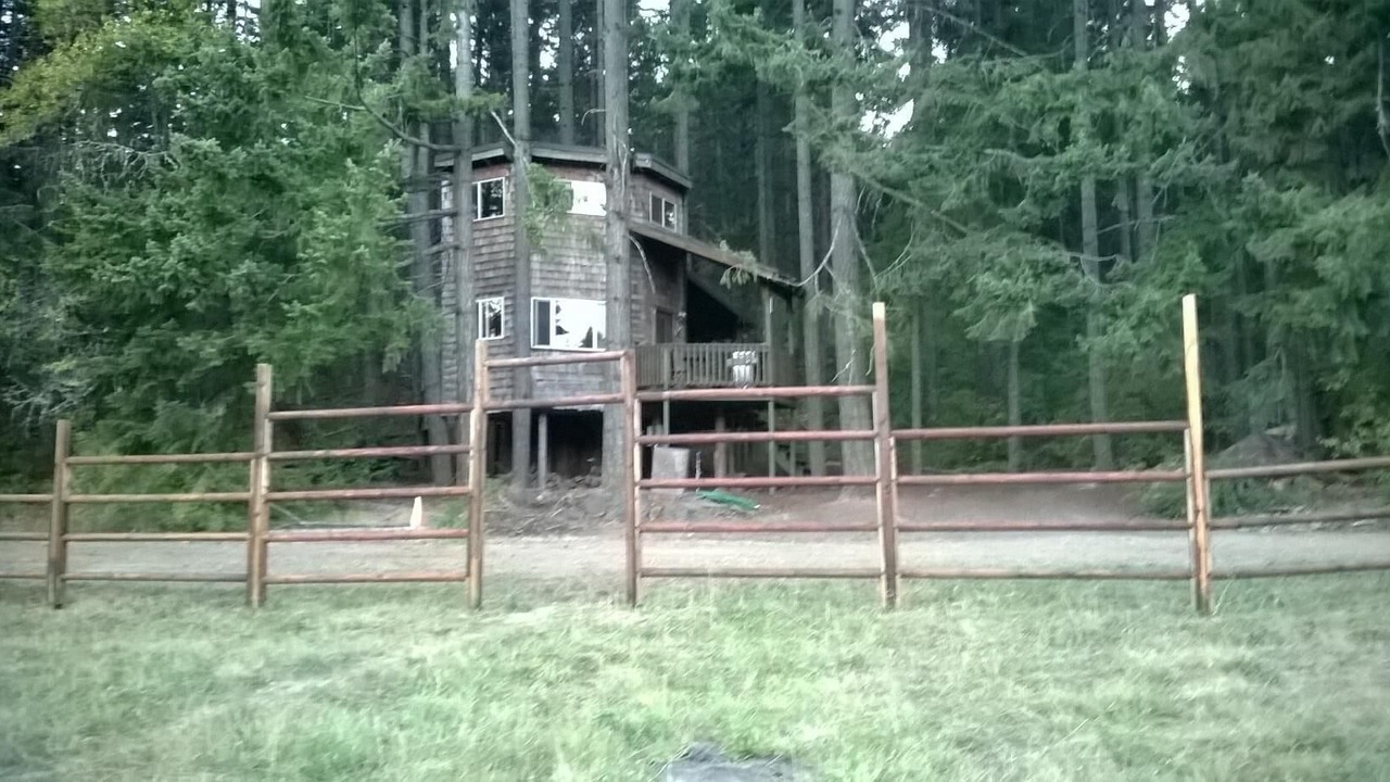 Photo of Others in White Salmon