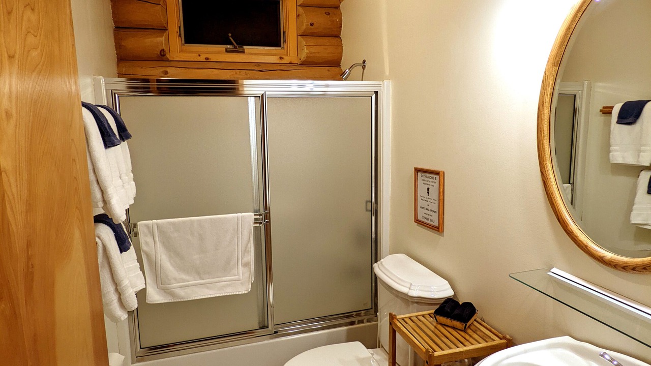 Photo of Bathroom in Peshastin