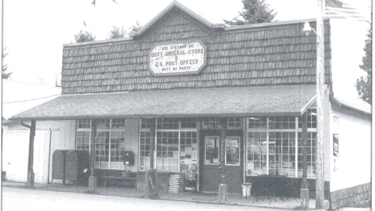 Photo of Others in Curtis