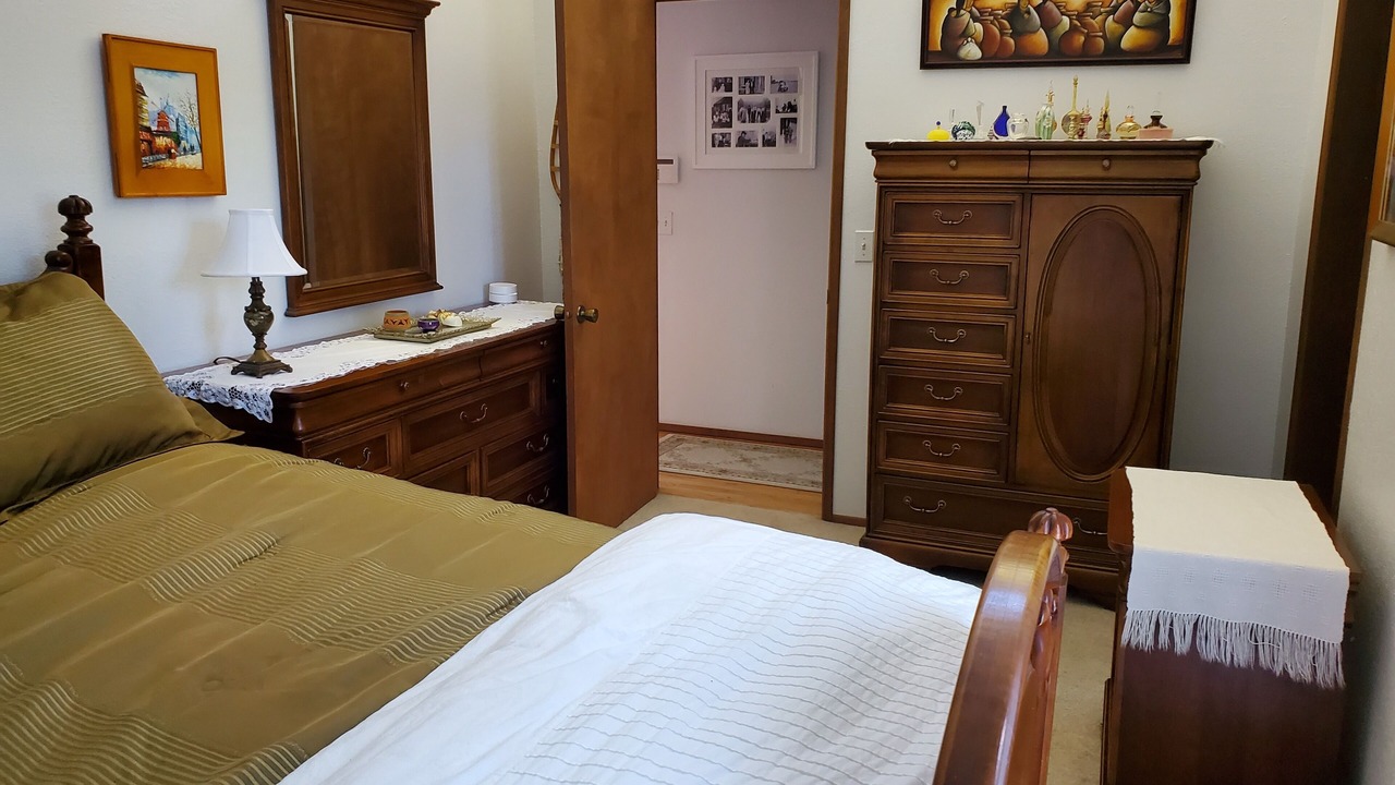 Photo of Bedroom in Richmond Highlands