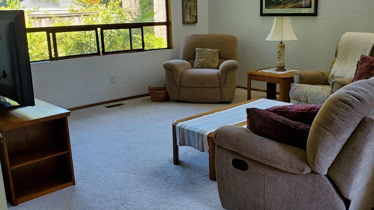 Photo of Livingroom in Richmond Highlands