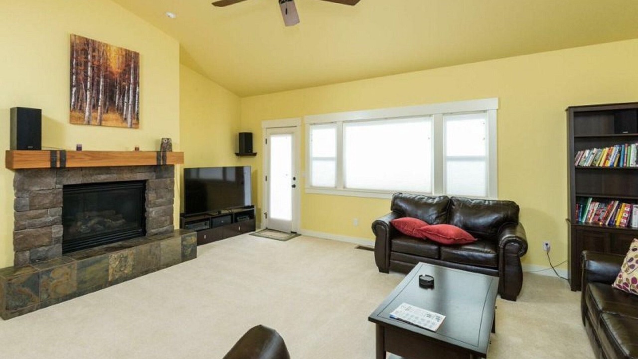 Photo of Livingroom in Sagewood
