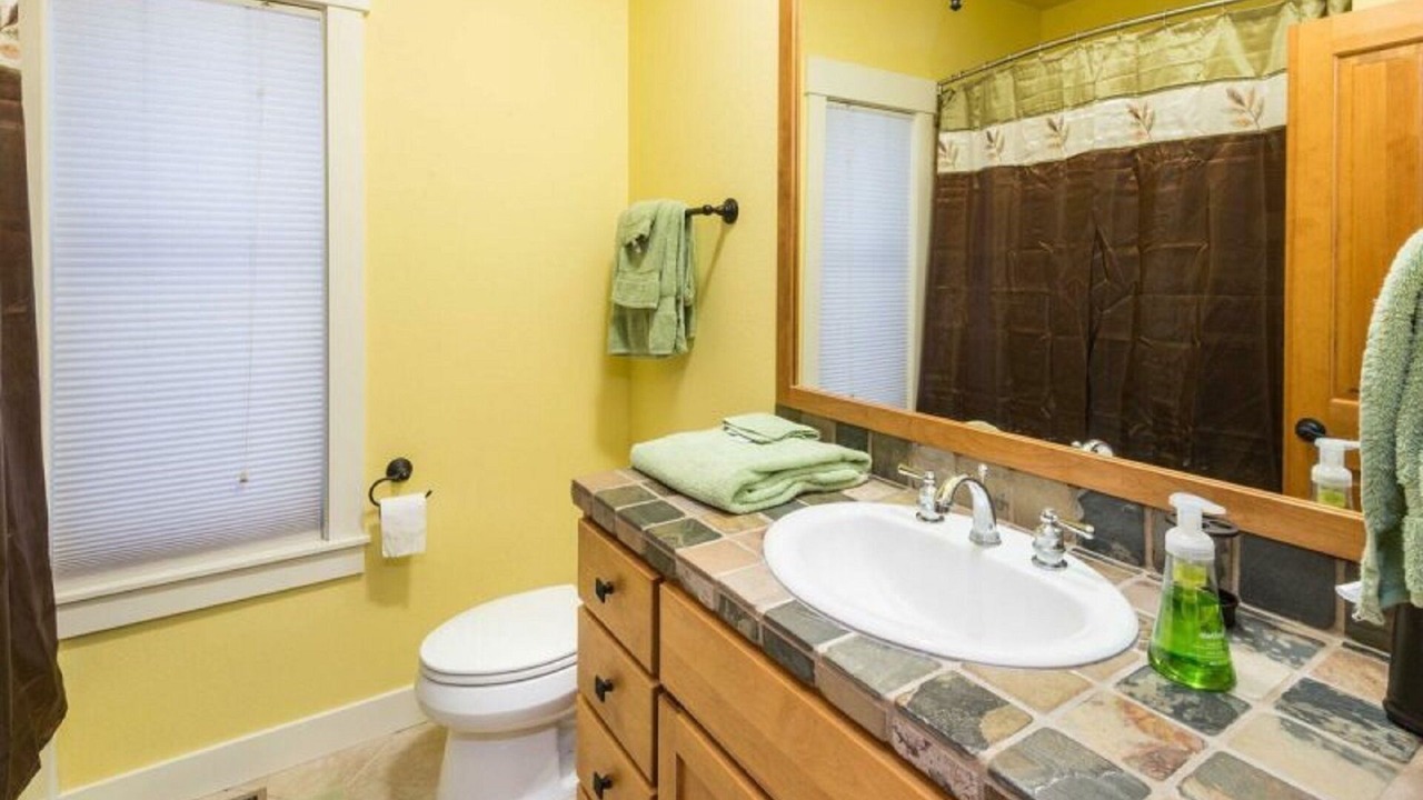 Photo of Bathroom in Sagewood
