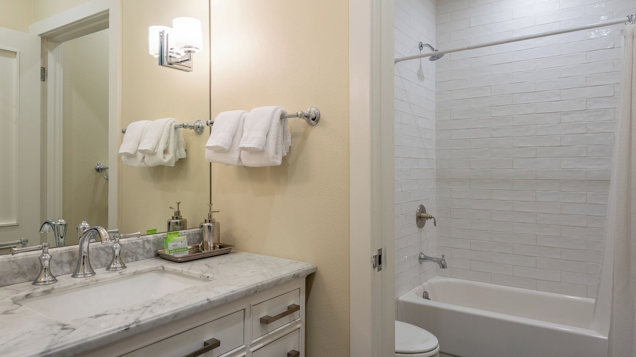 Photo of Bathroom in Elkhorn