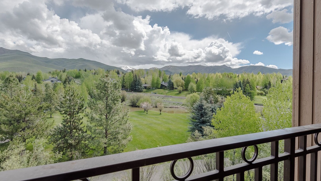 Photo of Others in Elkhorn Village