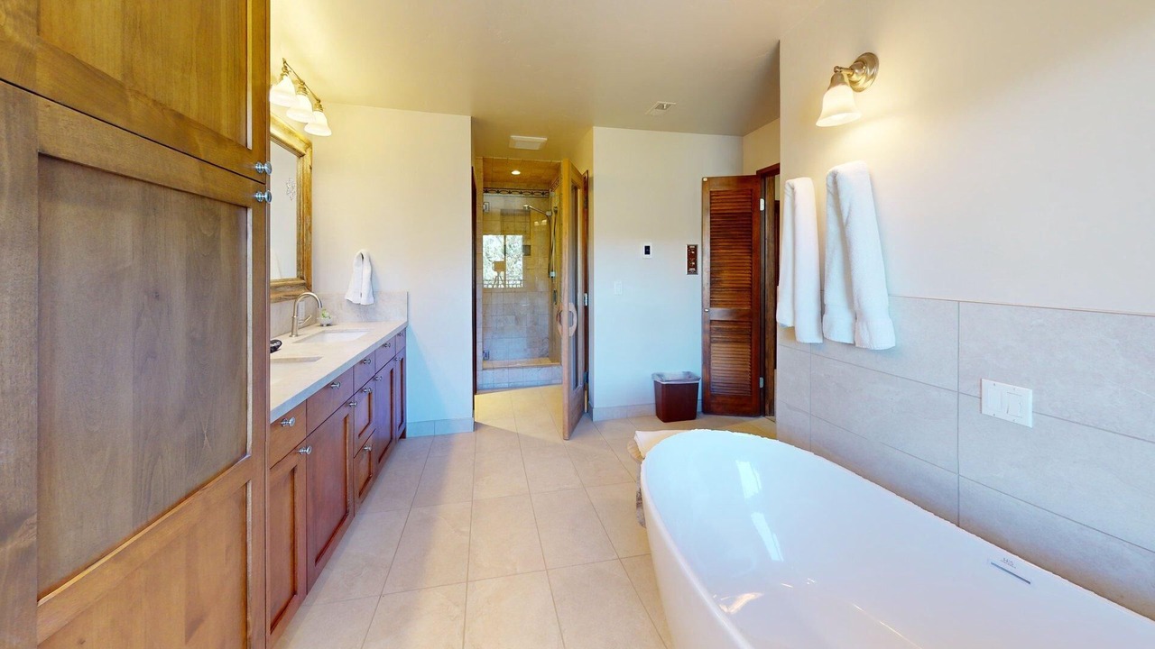 Photo of Bathroom in Elkhorn Village