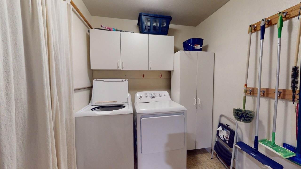 Photo of Bedroom in Elkhorn Village