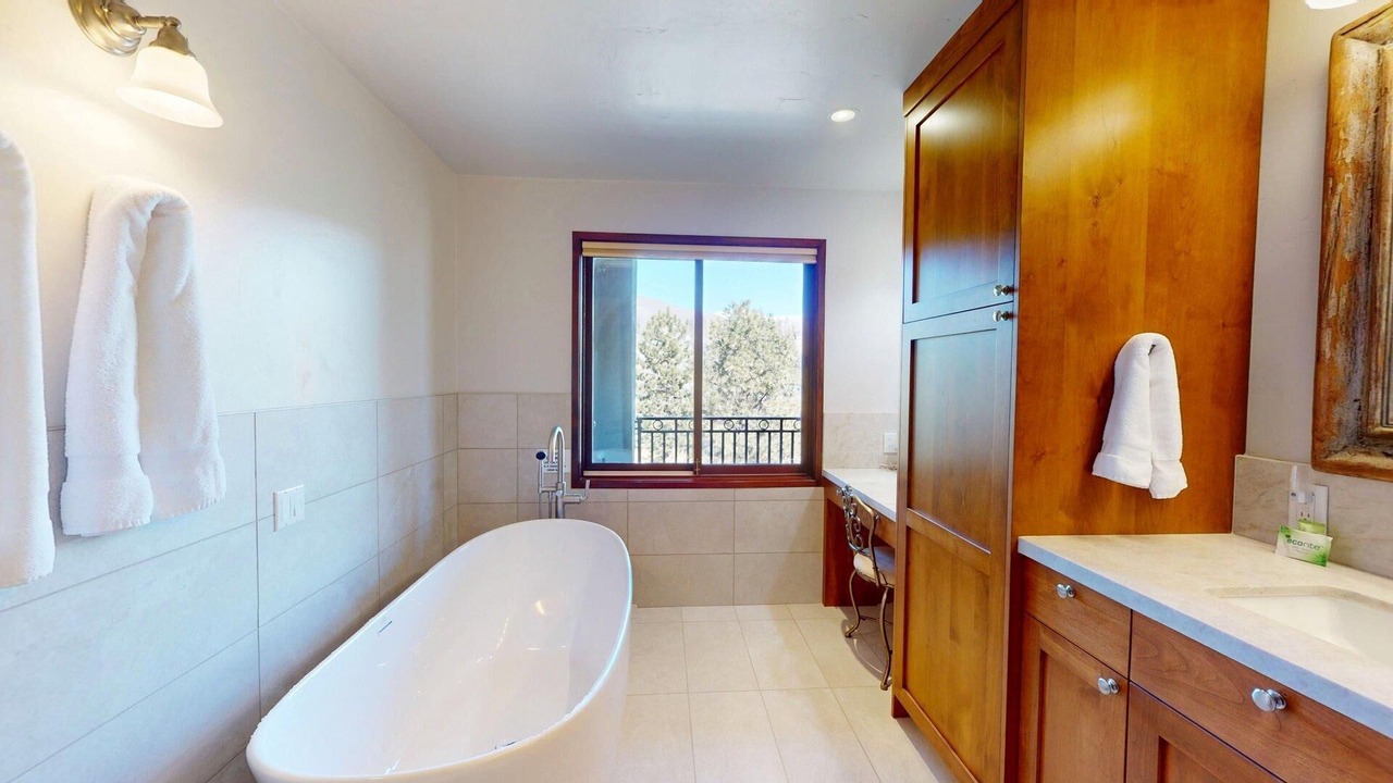 Photo of Bathroom in Elkhorn Village