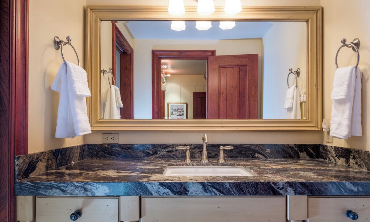 Photo of Bathroom in Elkhorn