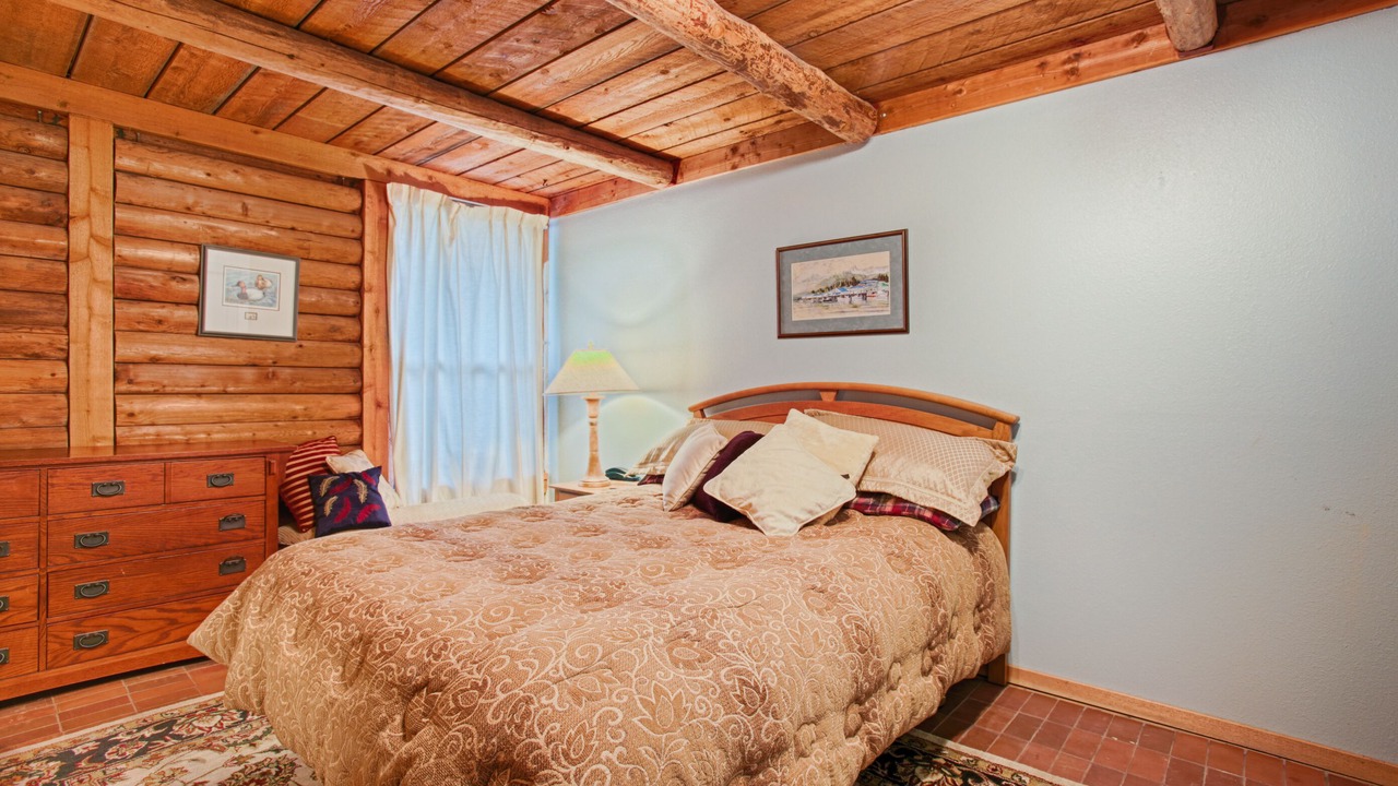Photo of Bedroom in Gig Harbor