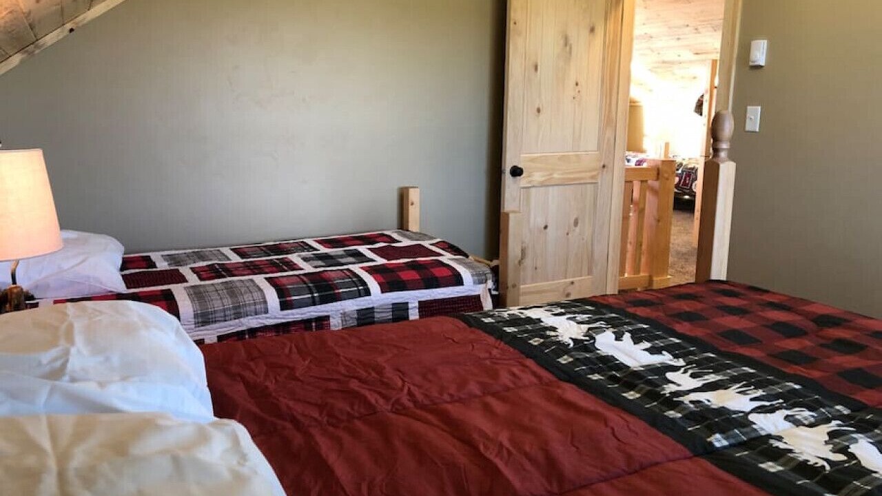 Photo of Bedroom in Island Park