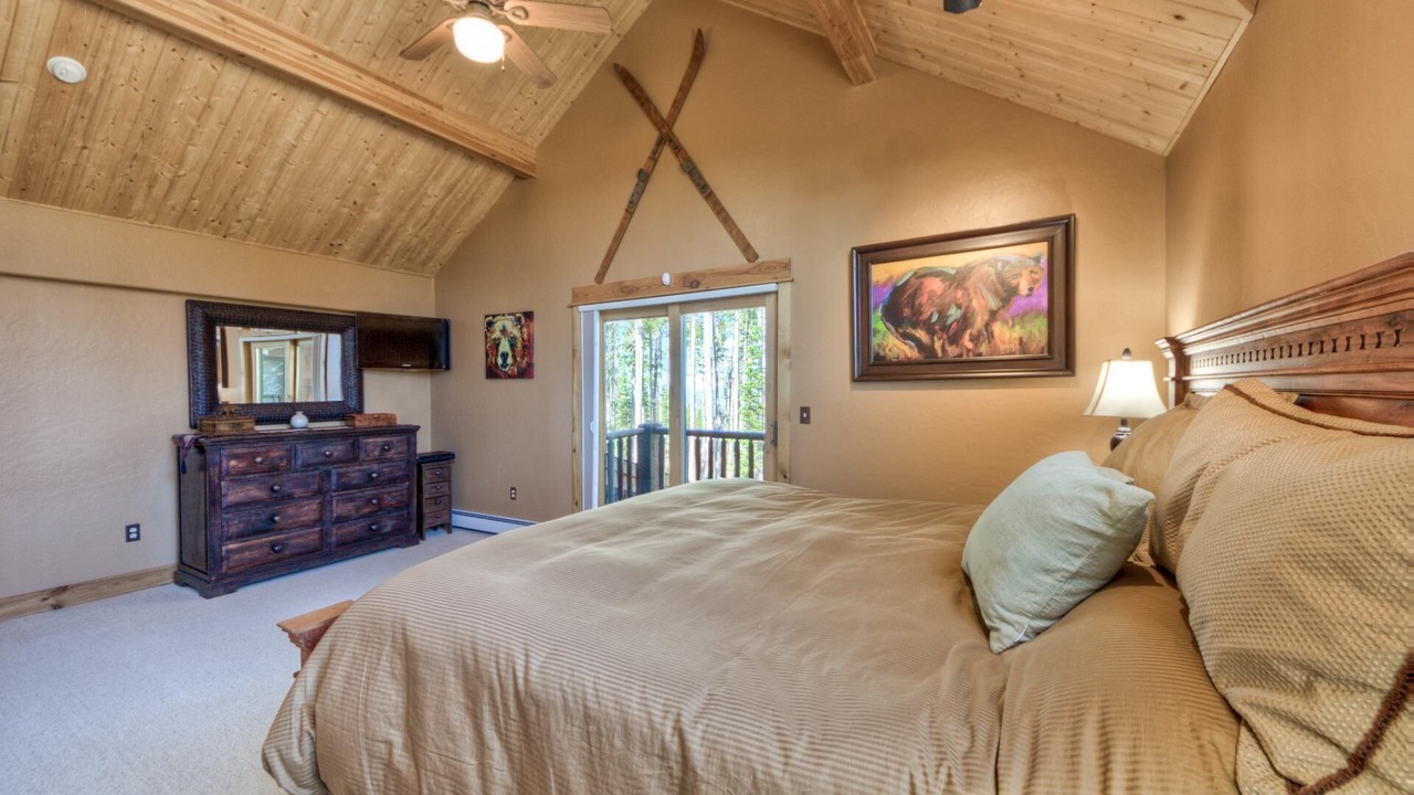 Photo of Bedroom in Big Sky