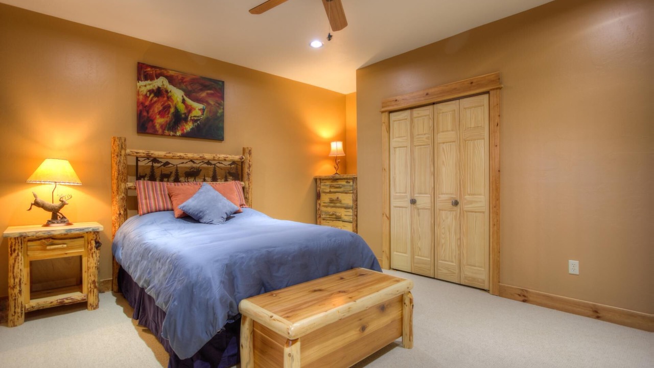 Photo of Bedroom in Big Sky