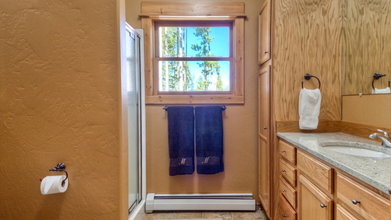 Photo of Bathroom in Big Sky