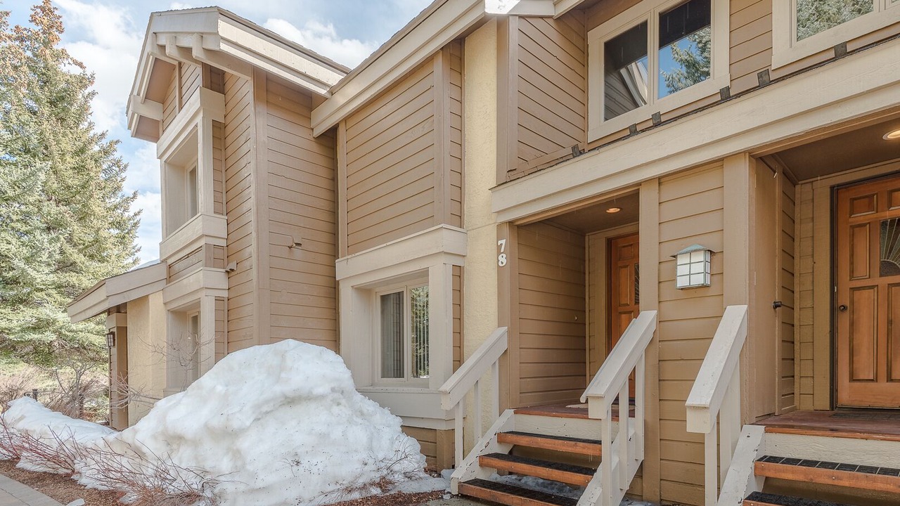 Photo of Outdoor in Elkhorn Village