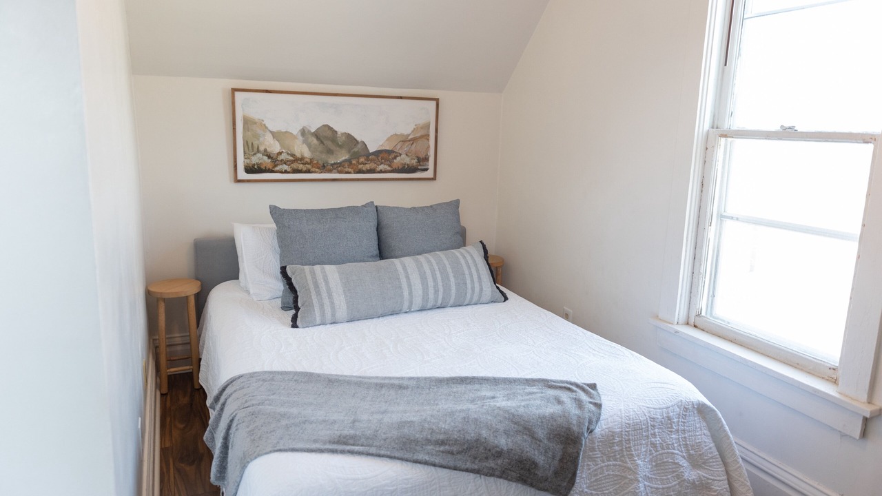 Photo of Bedroom in Ames