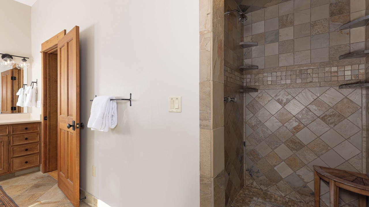 Photo of Bathroom in Big Sky