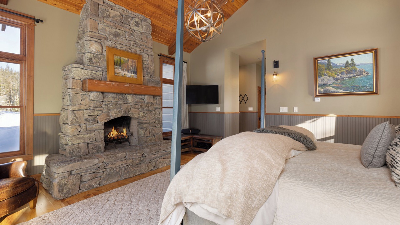 Photo of Bedroom in Big Sky