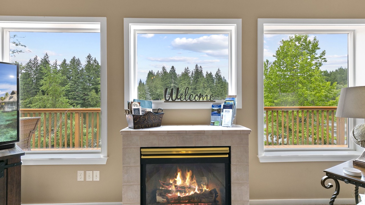 Photo of Livingroom in Artondale