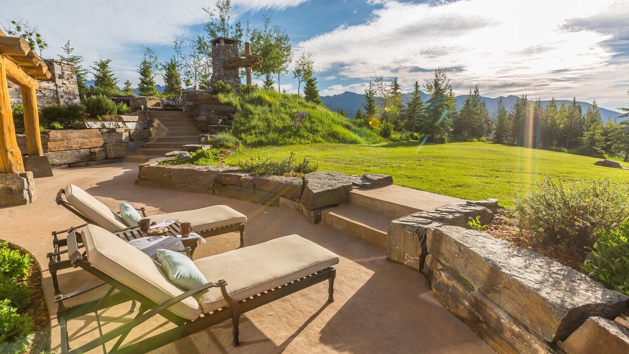 Photo of Patio Balcony in Big Sky