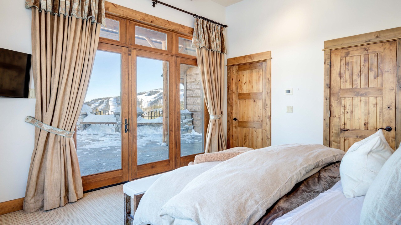Photo of Bedroom in Big Sky