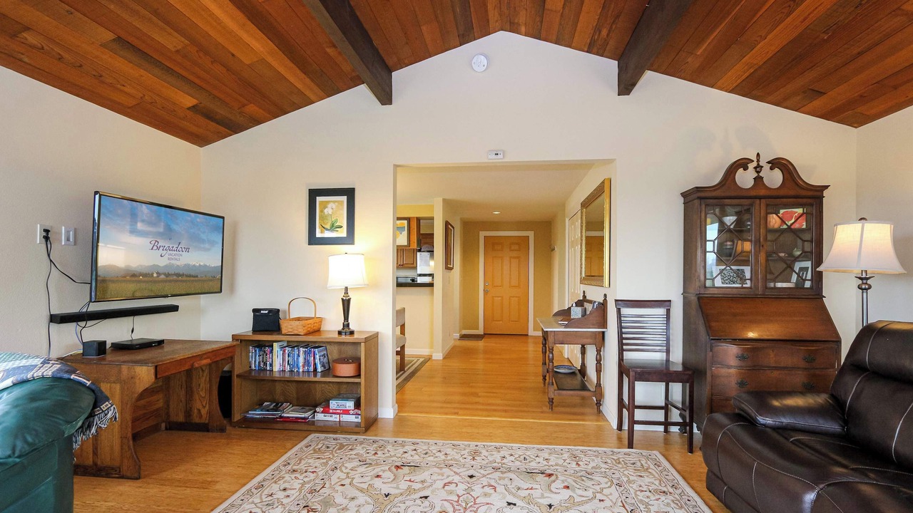 Photo of Livingroom in Sequim