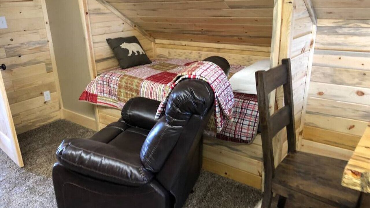 Photo of Bedroom in Island Park