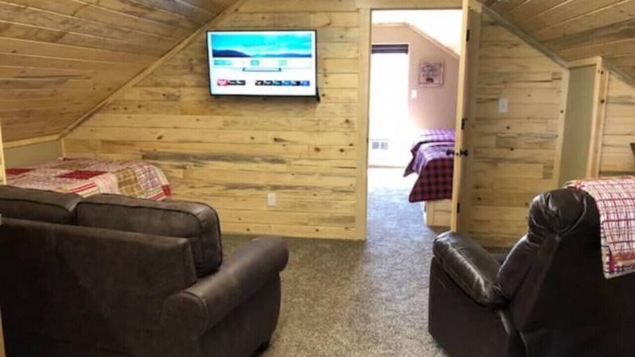 Photo of Bedroom in Island Park