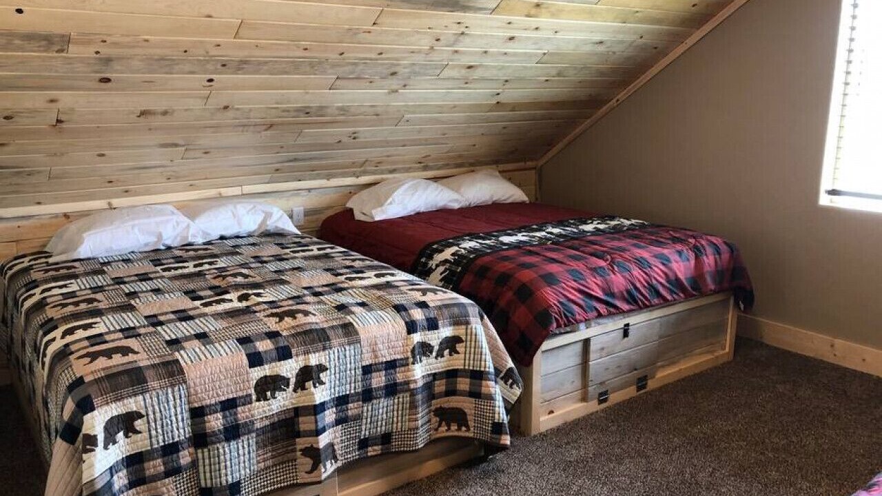 Photo of Bedroom in Island Park