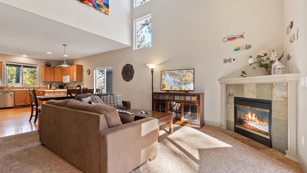 Photo of Livingroom in Westbrook Meadows