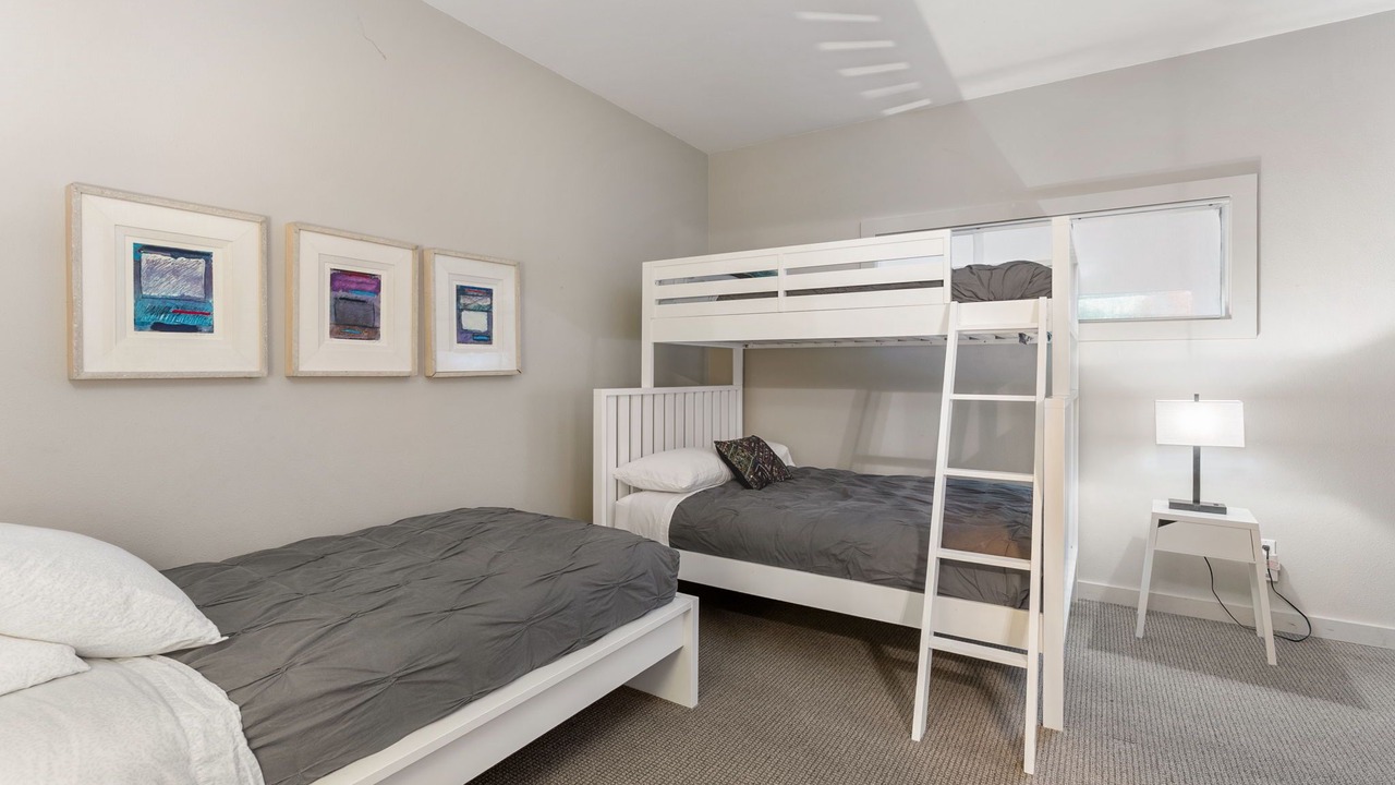 Photo of Bedroom in Hood River