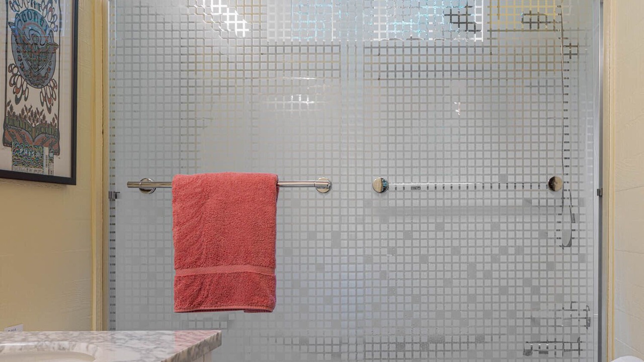 Photo of Bathroom in Enumclaw