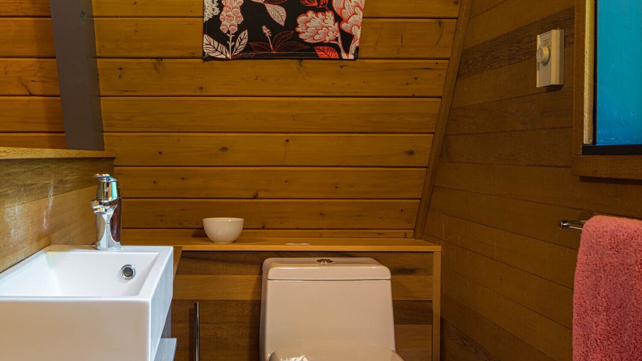 Photo of Bathroom in Enumclaw