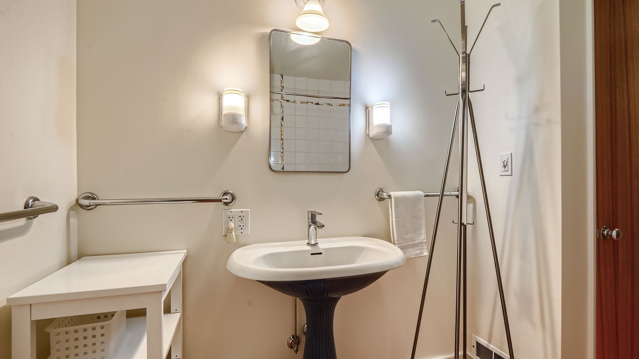 Photo of Bathroom in Belmont