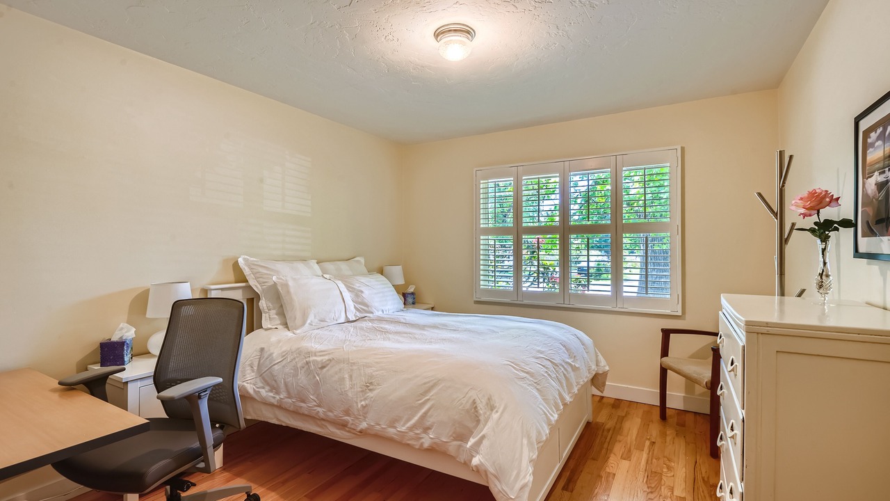 Photo of Bedroom in Belmont