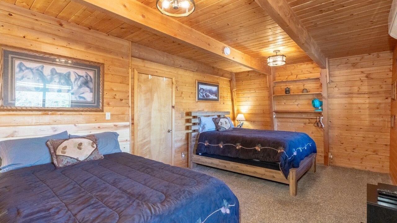 Photo of Bedroom in Island Park
