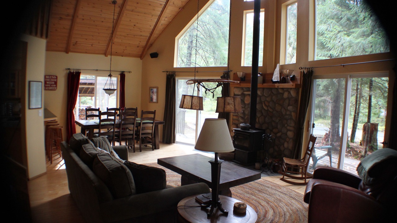 Photo of Livingroom in Enumclaw