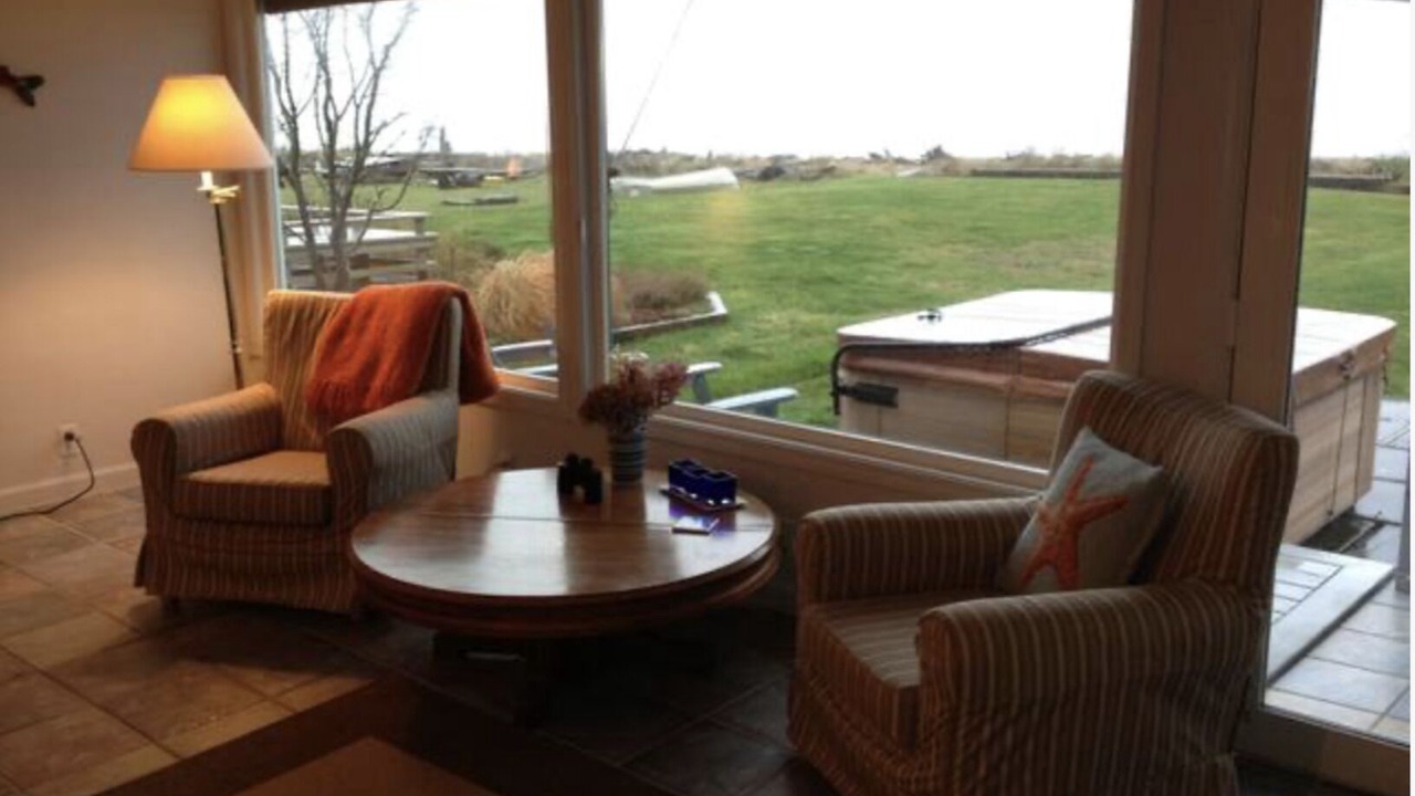 Photo of Livingroom in Clinton
