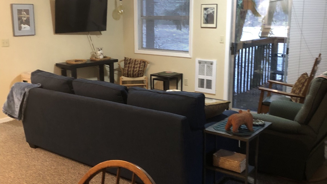 Photo of Bedroom in Mapleton