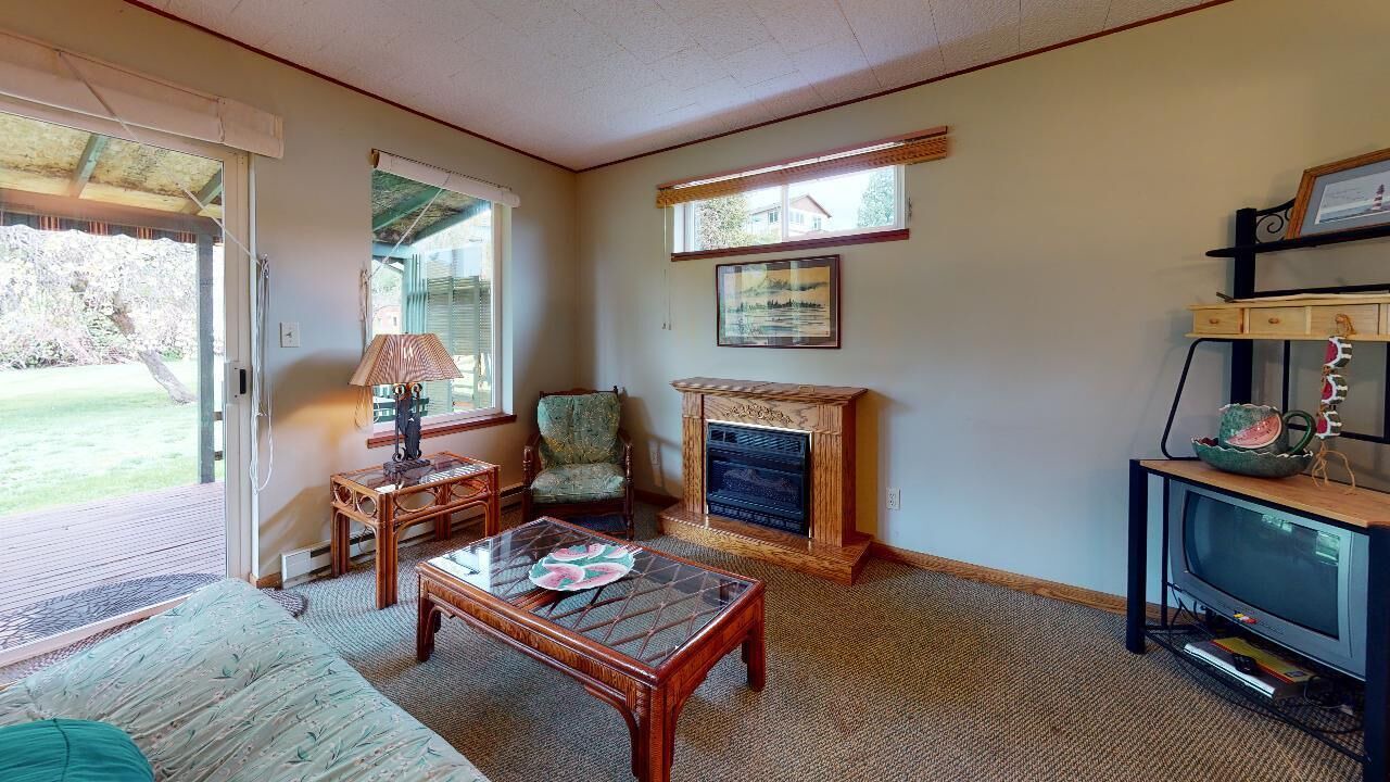 Photo of Livingroom in Birch Bay
