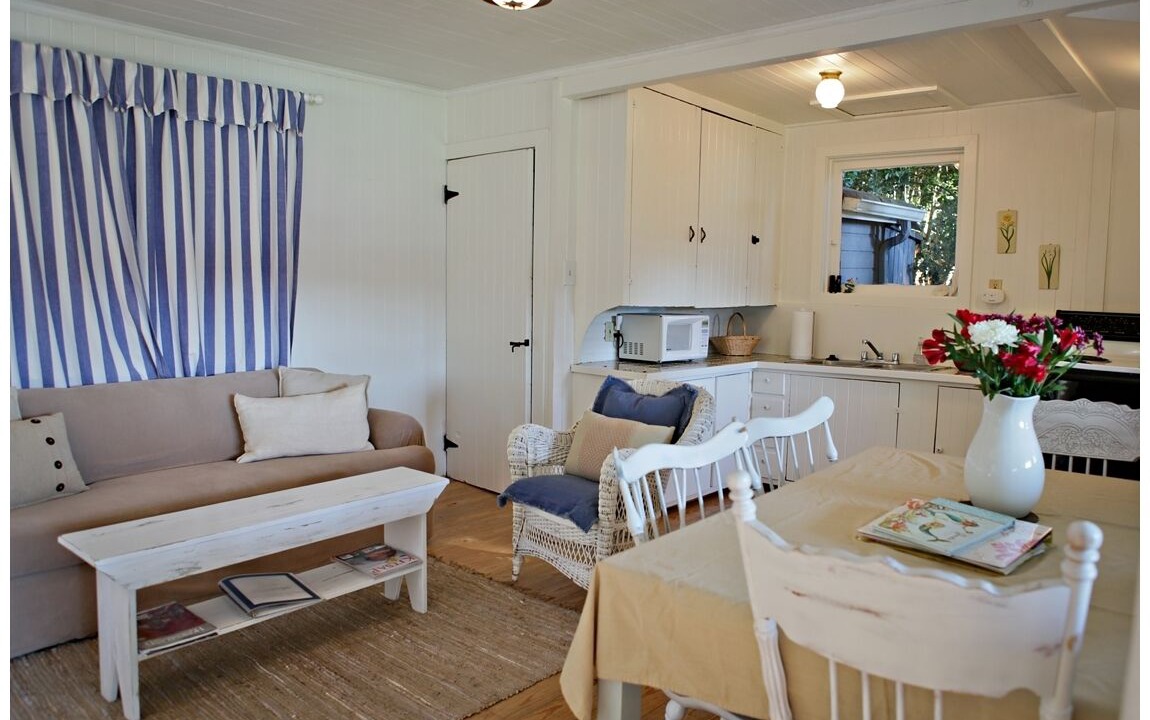 Photo of Livingroom in Bainbridge Island