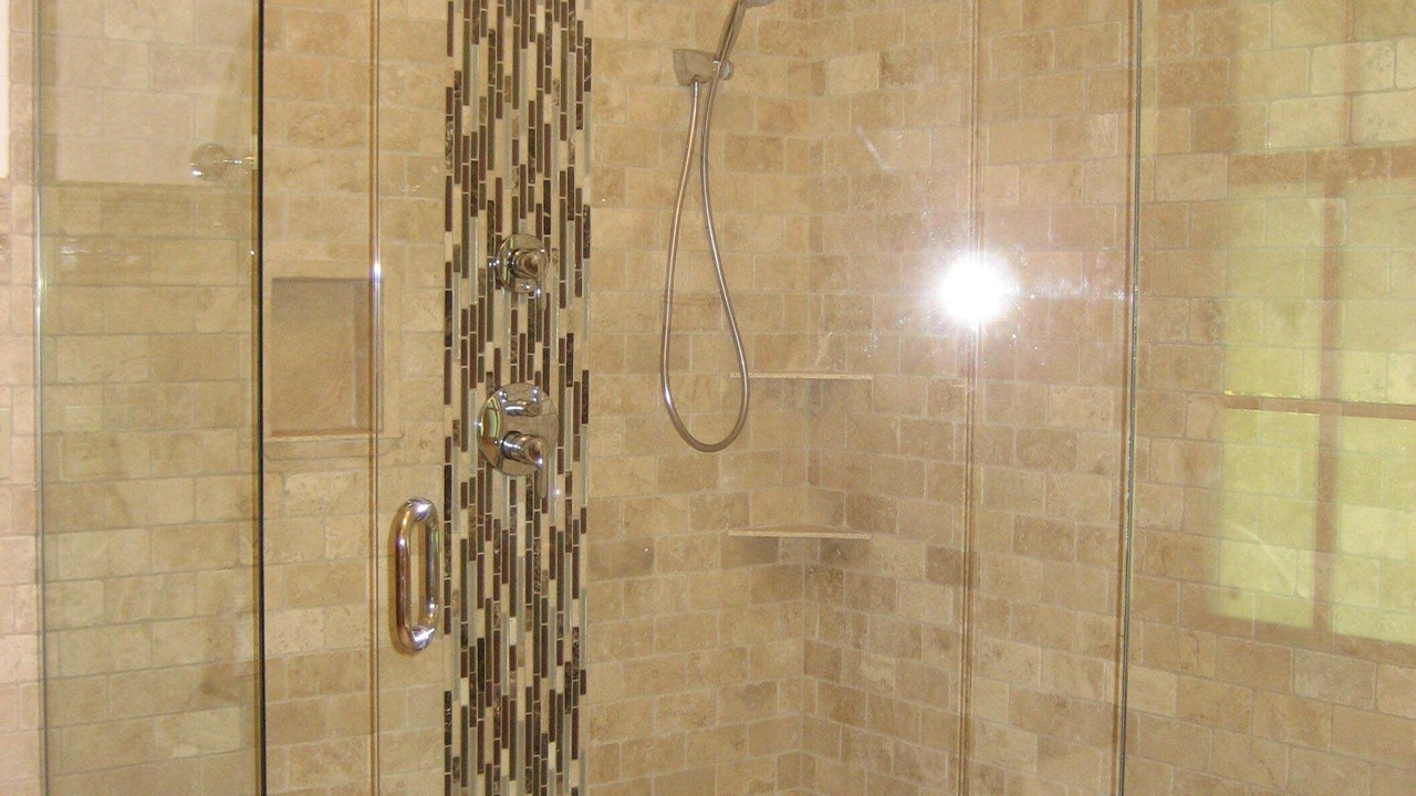 Photo of Bathroom in Coolin