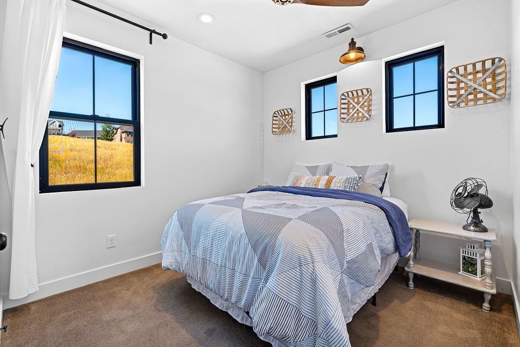 Photo of Bedroom in Garden City
