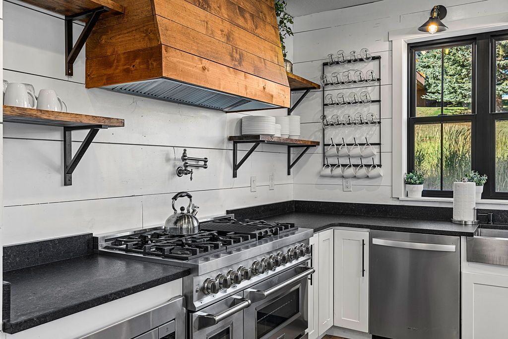 Photo of Kitchen in Garden City