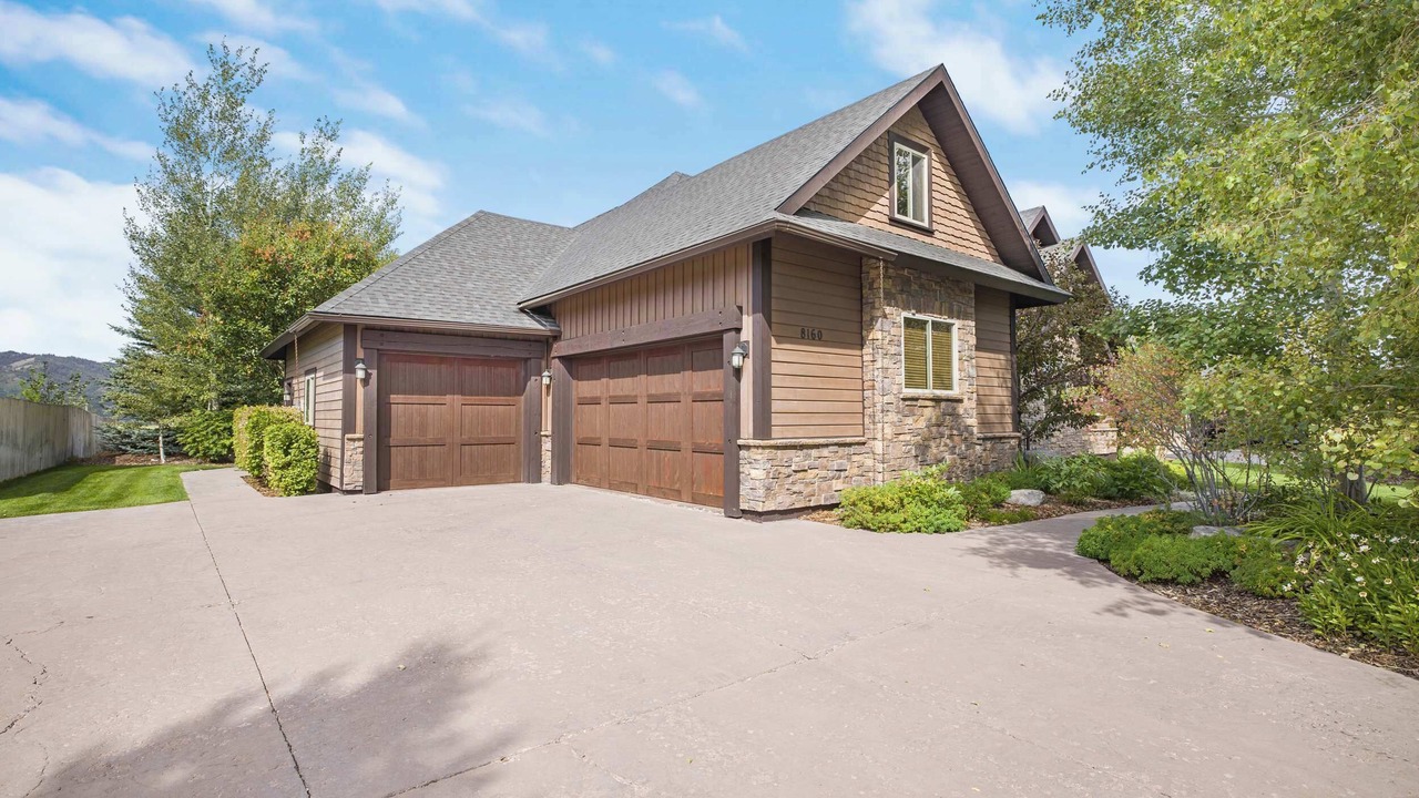 Photo of Outdoor in Victor