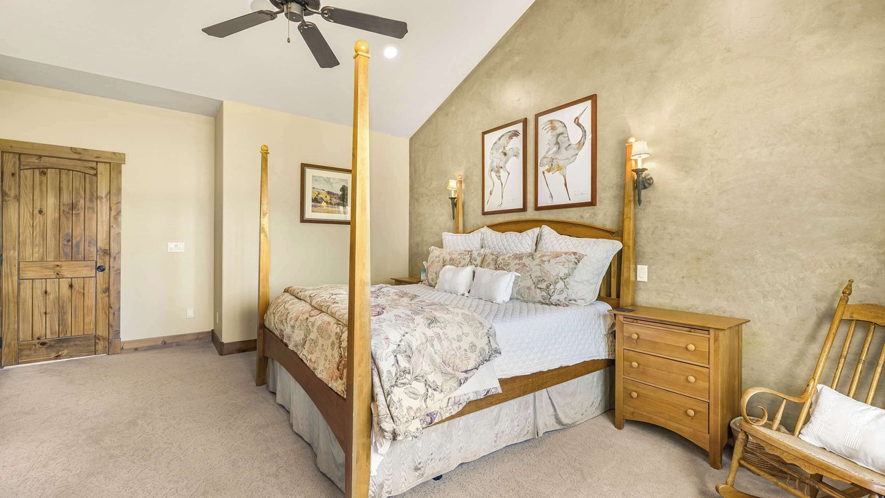 Photo of Bedroom in Victor